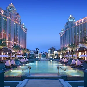 Banyan Tree Отель